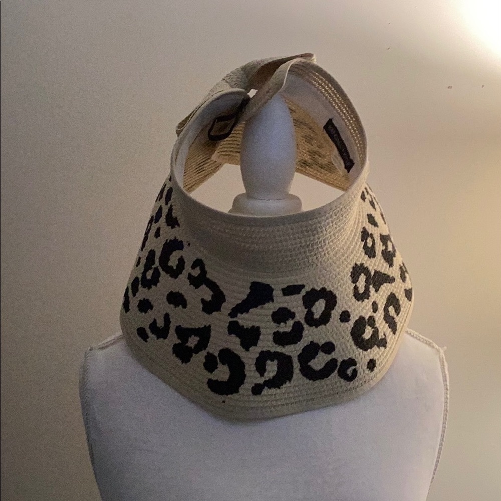 Kendall & Kylie Sun Visor, NWT
